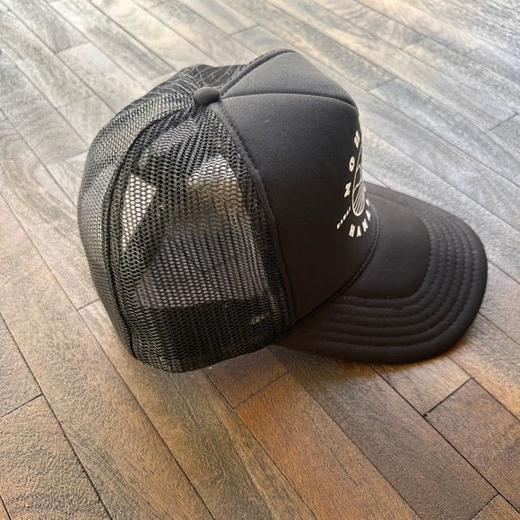 Nourish Hanalei Trucker Hat. Snap back - Picture 2 of 4